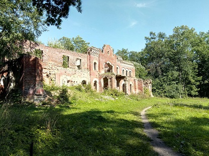 Замок в Торосово